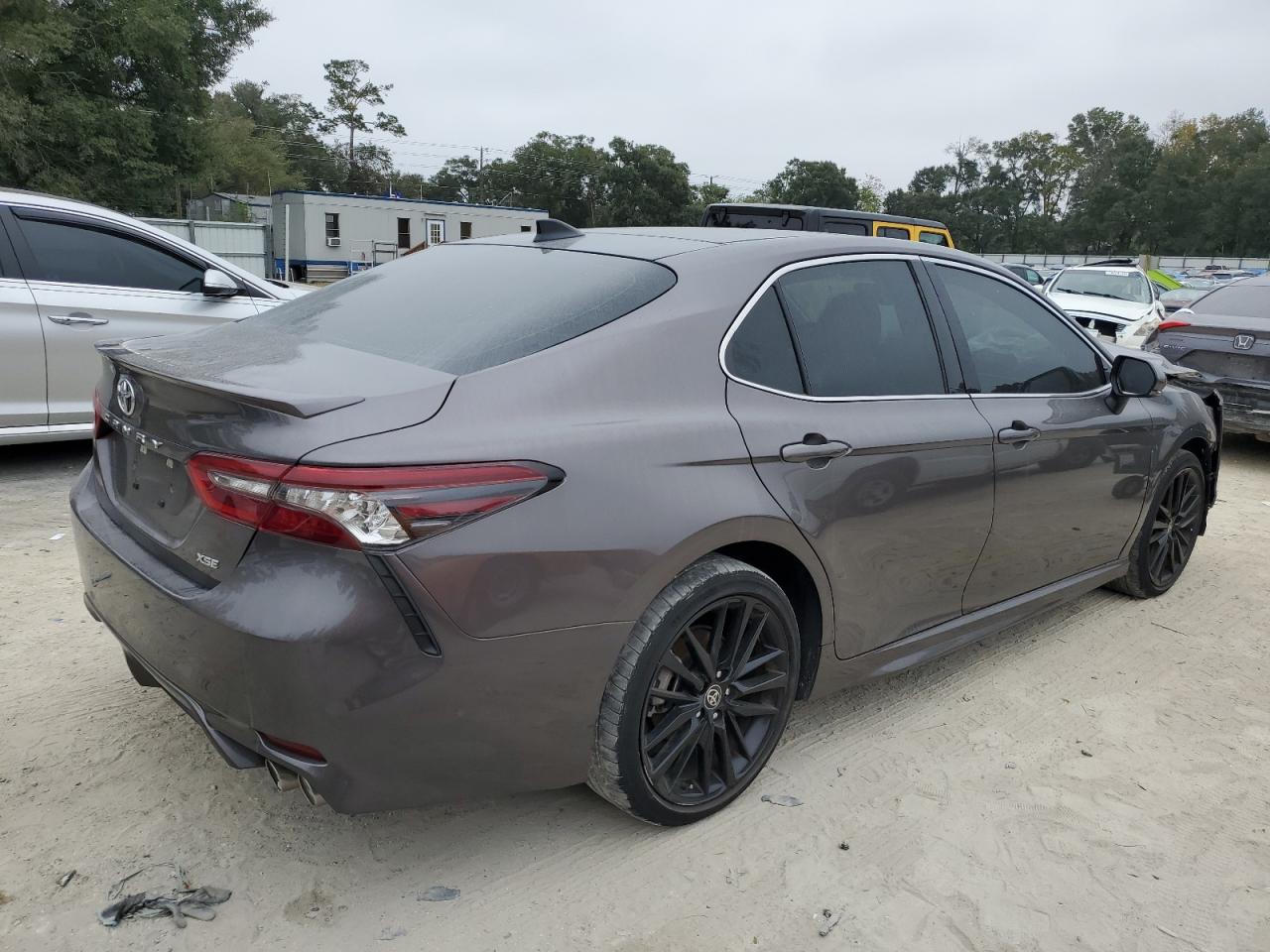 Image 3 of 2022 TOYOTA CAMRY XSE 2022 with VIN 4T1K61AK6NU025428