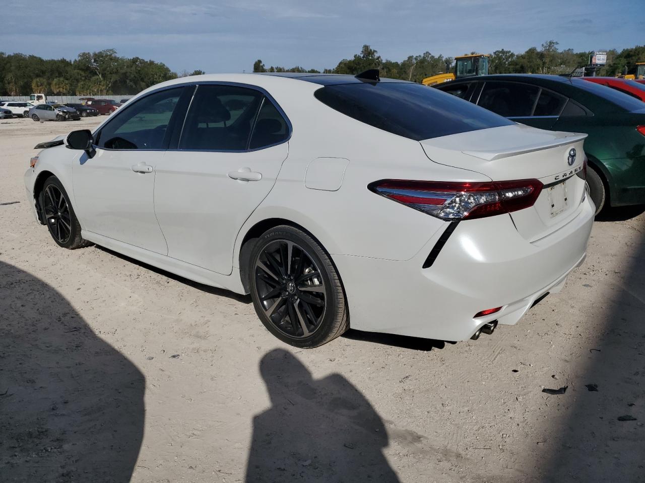 Obraz 2 z 2020 TOYOTA CAMRY XSE 2020 z VIN 4T1K61AK0LU318027