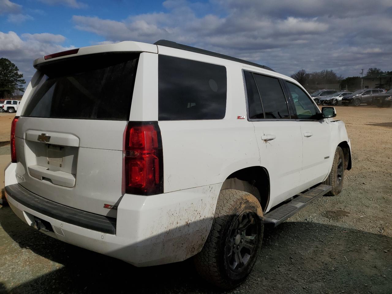 Image 3 of 2016 CHEVROLET TAHOE K1500 LT 2016 with VIN 1GNSKBKC9GR276471