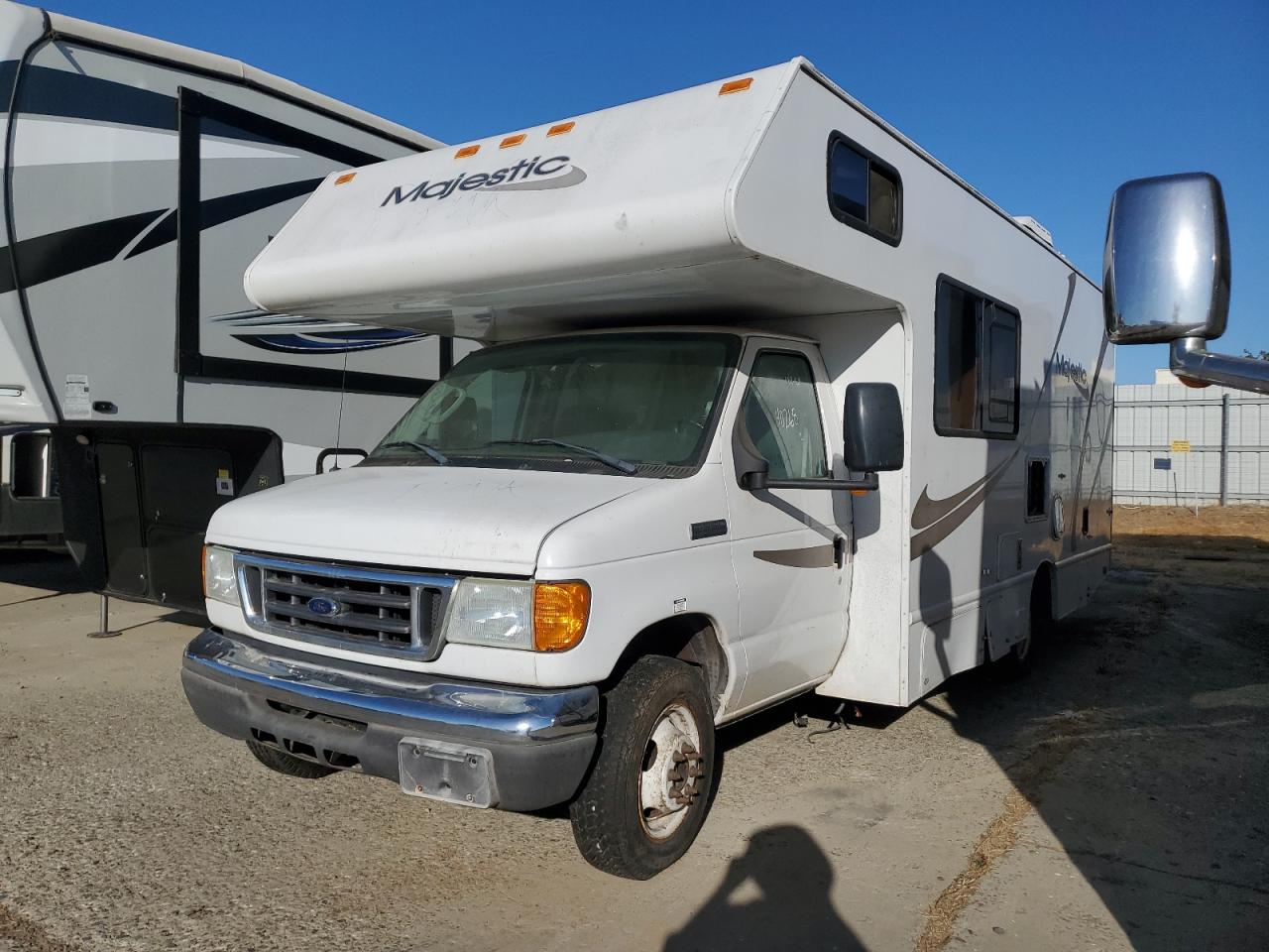 Obraz 1 z 2008 FORD ECONOLINE E350 SUPER DUTY CUTAWAY VAN 2008 z VIN 1FDWE35L17DA61548