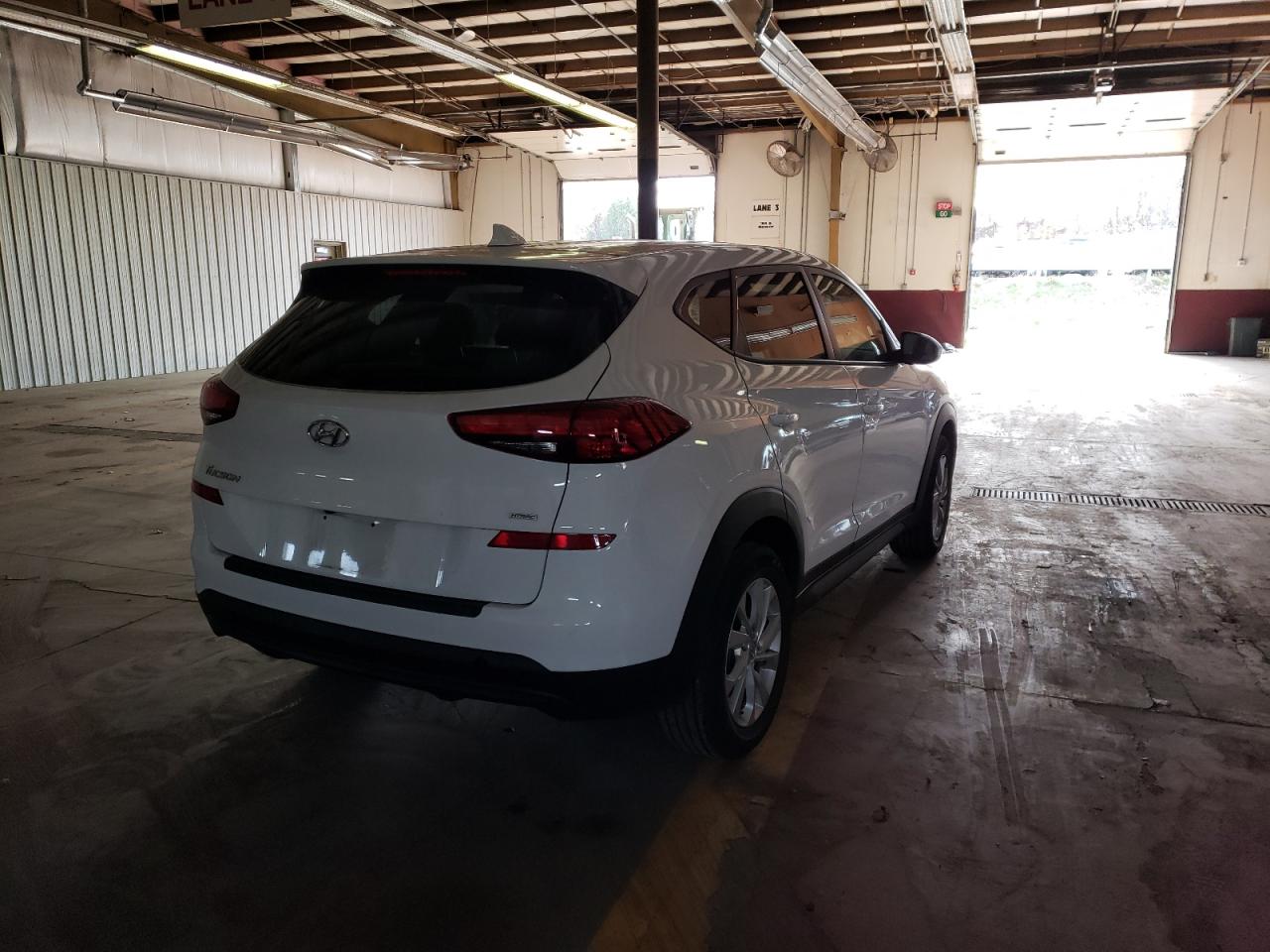 Image 3 of 2019 HYUNDAI TUCSON SE 2019 with VIN KM8J2CA44KU979997