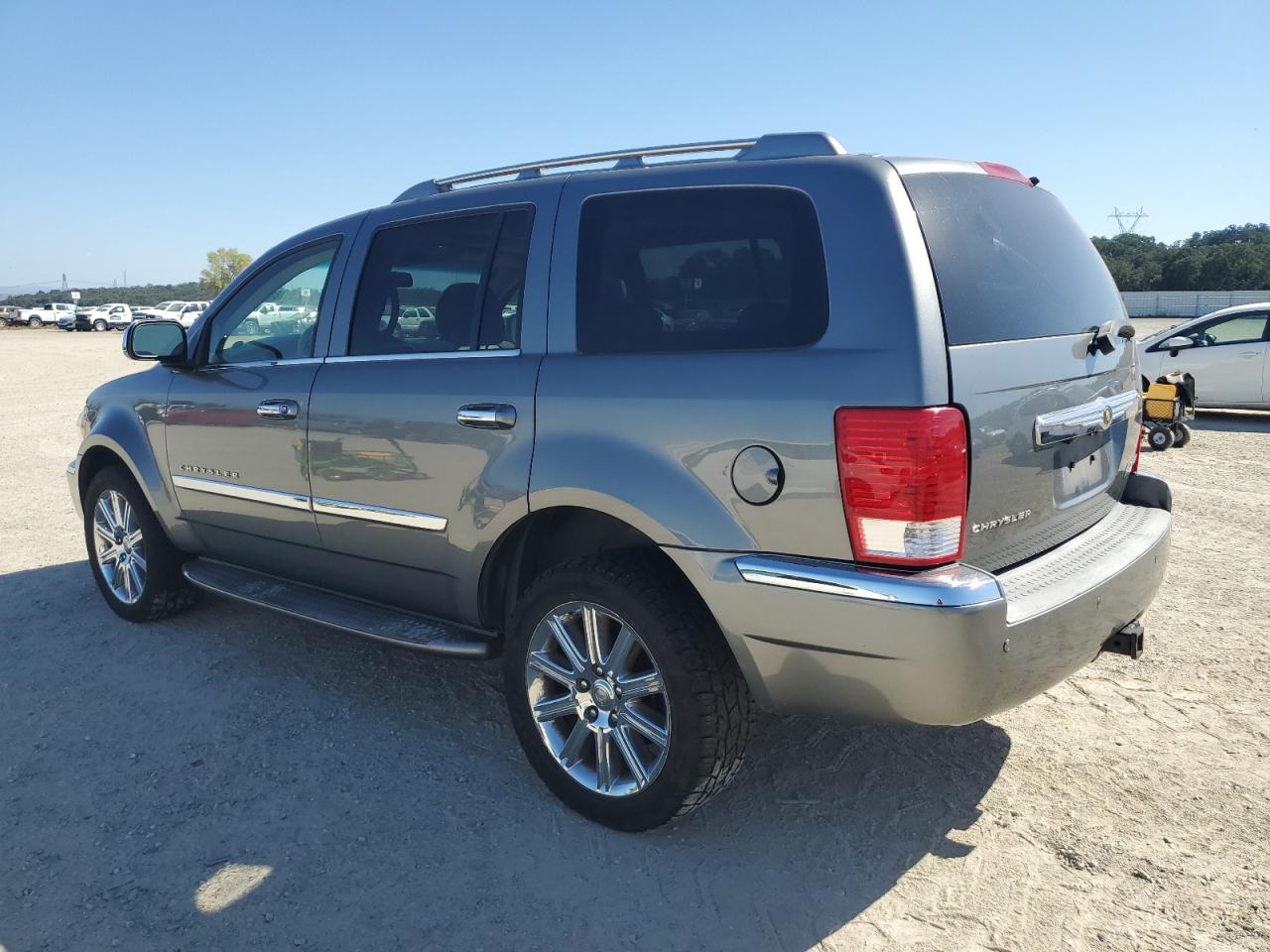 Image 2 of 2009 CHRYSLER ASPEN LIMITED 2009 with VIN 1A8HW58T89F710764