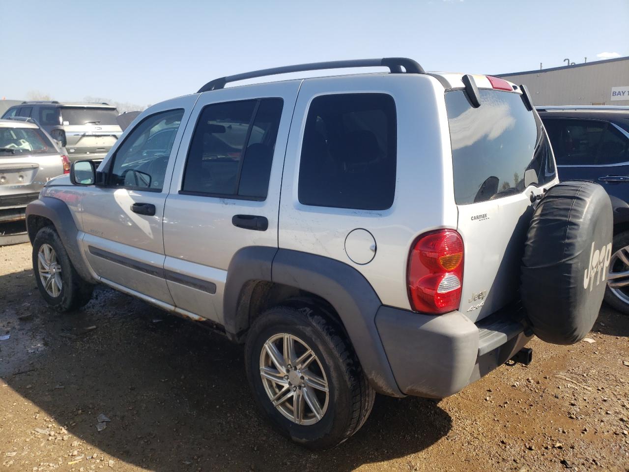 Изображение 2 2004 JEEP LIBERTY SPORT 2004 с VIN 1J4GL48K24W213158