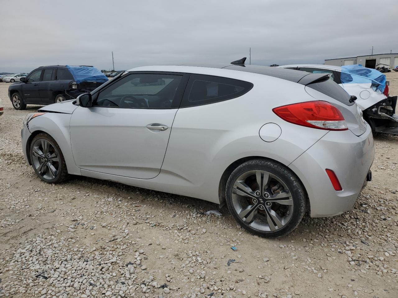 Image 2 of 2016 HYUNDAI VELOSTER  2016 with VIN KMHTC6AD4GU270632