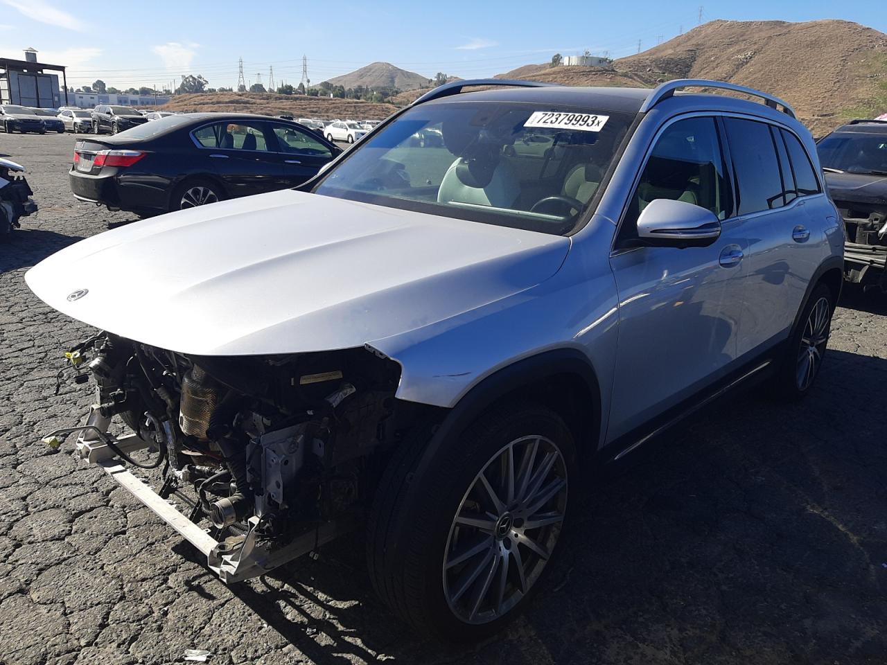 Image 1 of 2020 MERCEDES-BENZ GLB 250 2020 with VIN W1N4M4GB9LW067338