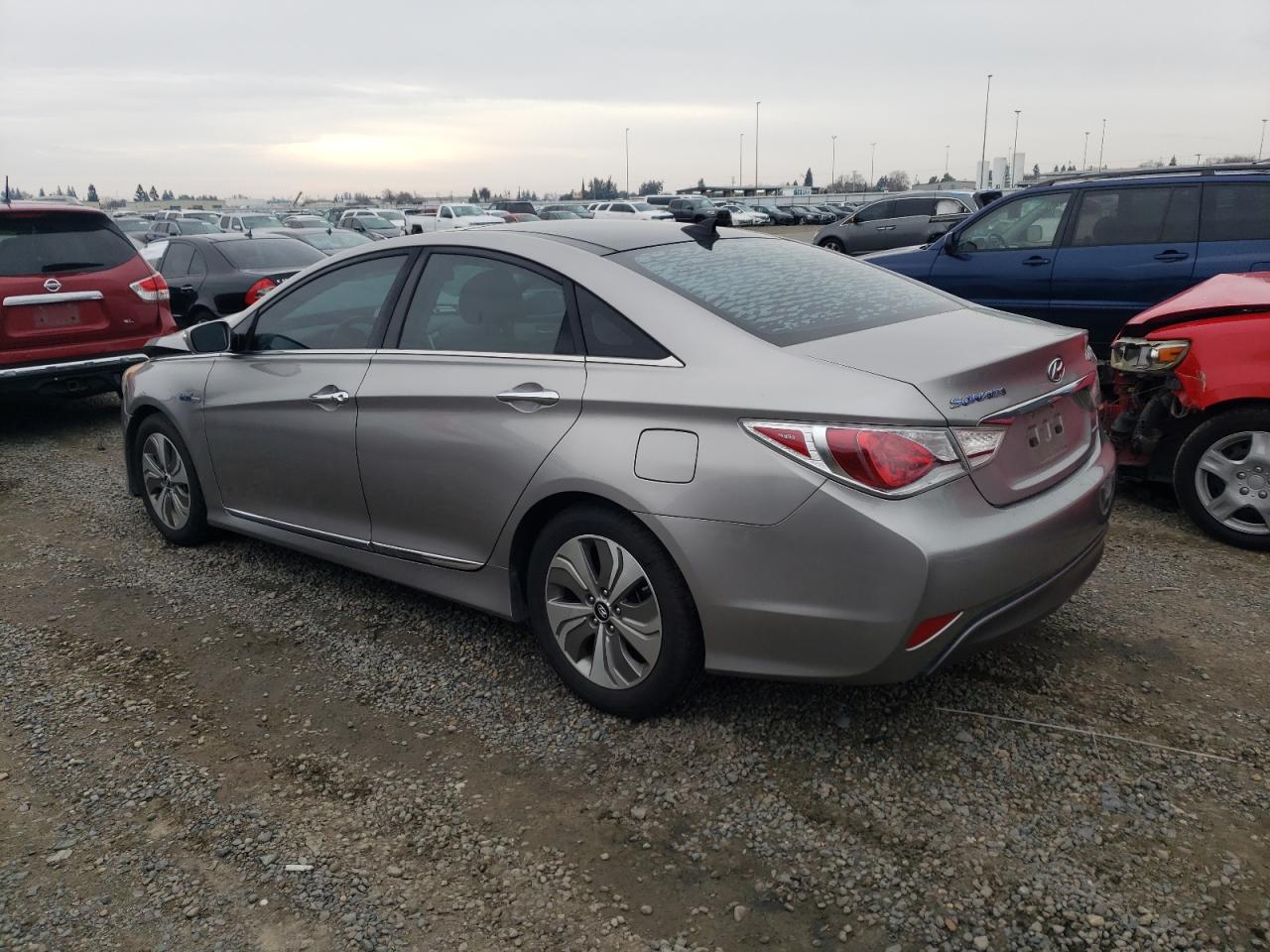 Изображение 2 2013 HYUNDAI SONATA HYBRID 2013 с VIN KMHEC4A46DA069468