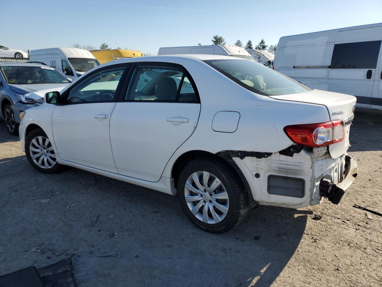 Изображение 2 2012 TOYOTA COROLLA BASE 2012 с VIN 2T1BU4EE6CC878261