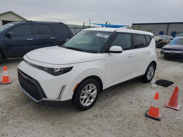 Image 1 of 2023 KIA SOUL LX 2023 with VIN KNDJ23AU7P7861856