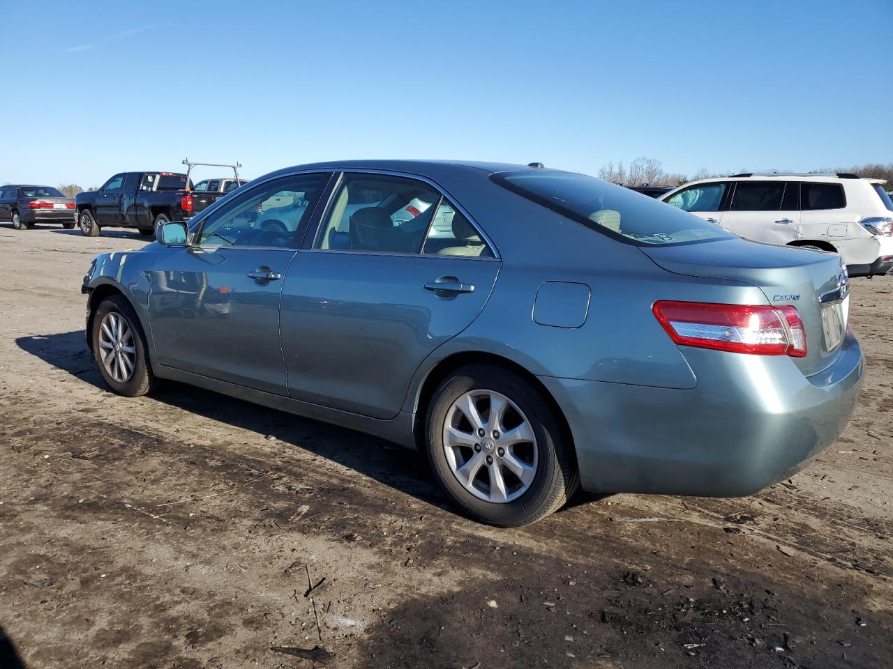 Image 2 of 2011 TOYOTA CAMRY BASE 2011 with VIN 4T4BF3EKXBR127998