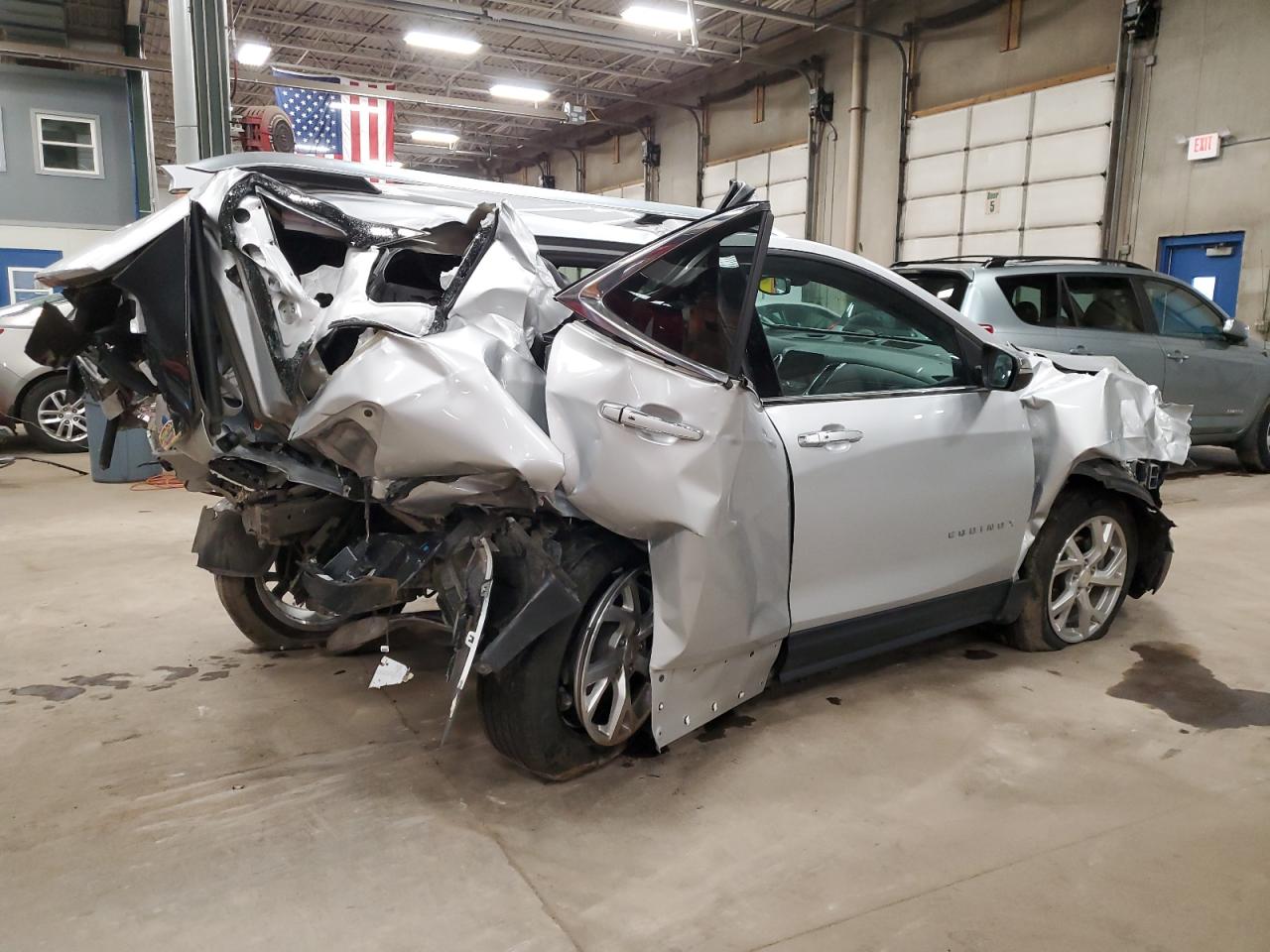 Image 3 of 2018 CHEVROLET EQUINOX PREMIER 2018 with VIN 2GNAXVEV0J6270590