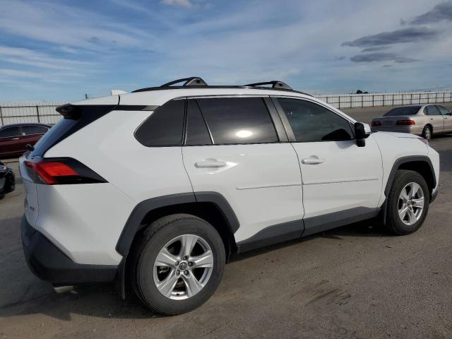 Image 3 of 2021 TOYOTA RAV4 XLE 2021 with VIN 2T3W1RFV2MC089507