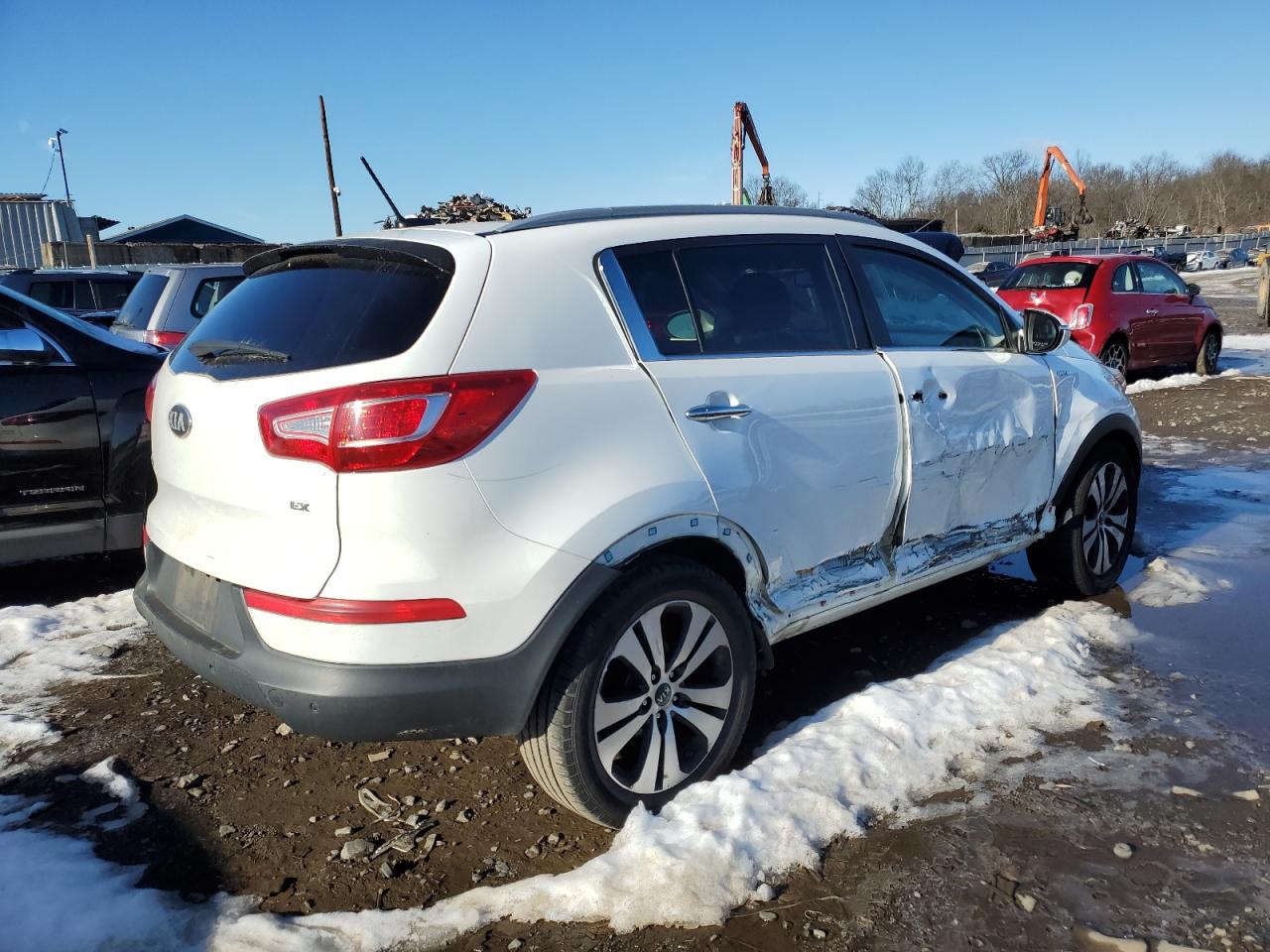 Image 3 of 2013 KIA SPORTAGE EX 2013 with VIN KNDPCCA23D7438015