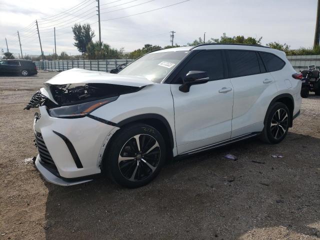 Image 1 of 2022 TOYOTA HIGHLANDER XSE 2022 with VIN 5TDLZRAH3NS115515
