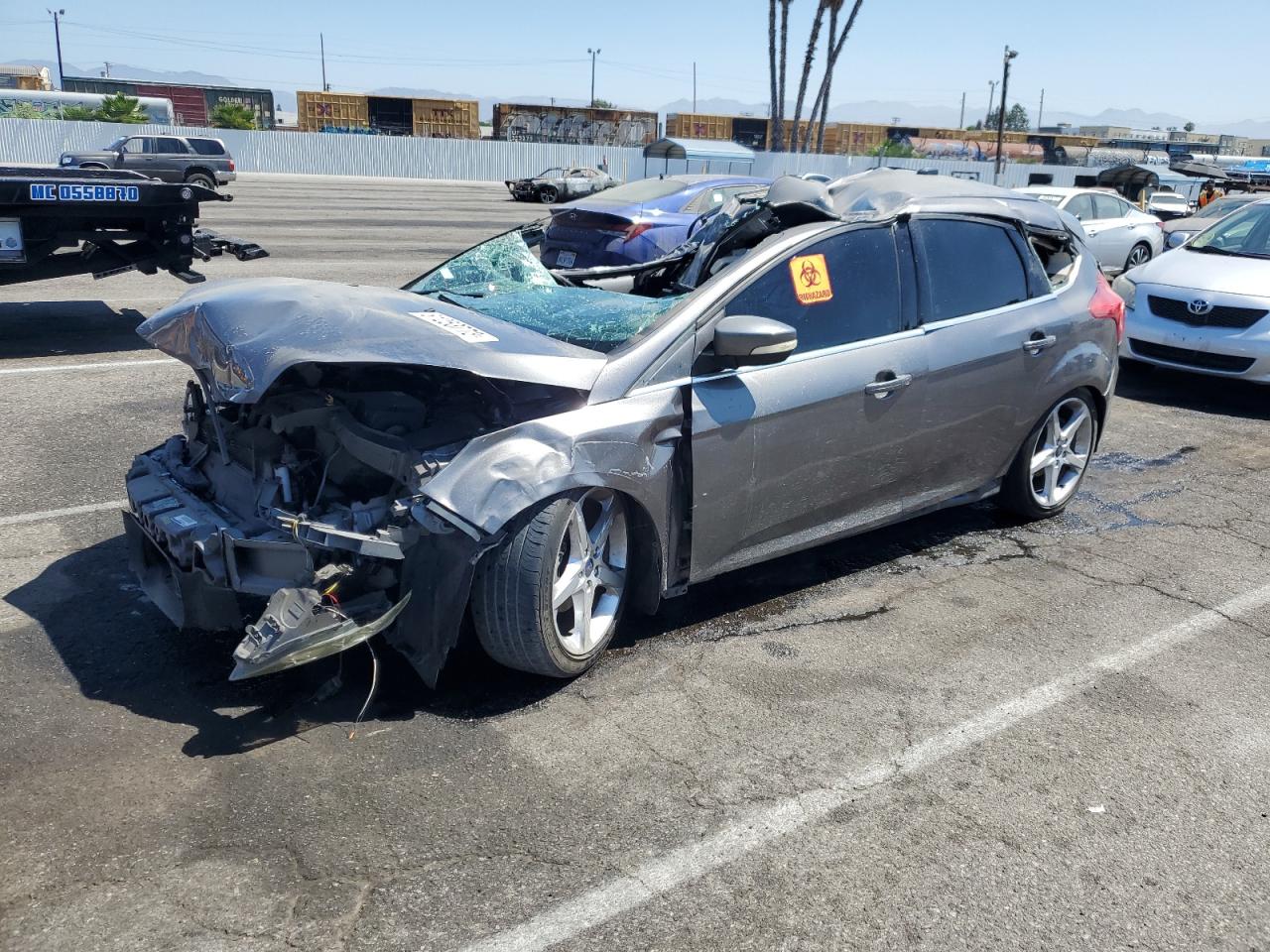 Image 1 of 2014 FORD FOCUS TITANIUM 2014 with VIN 1FADP3N20EL374709