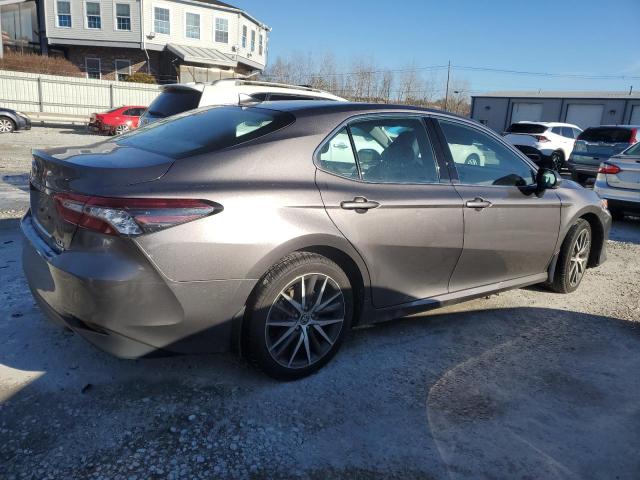 Image 3 of 2022 TOYOTA CAMRY XLE 2022 with VIN 4T1F31AK5NU592577
