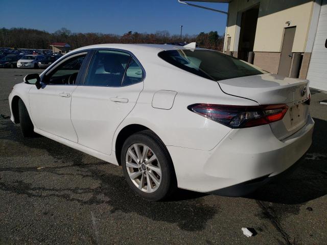 Obraz 2 z 2021 TOYOTA CAMRY LE 2021 z VIN 4T1C11AK3MU562811