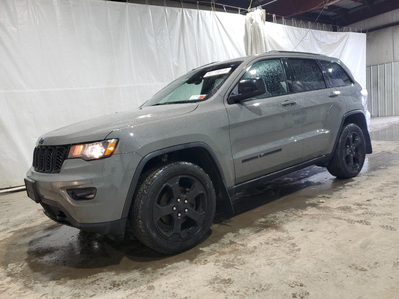Image 1 of 2019 JEEP GRAND CHEROKEE LAREDO 2019 with VIN 1C4RJFAG4KC727338