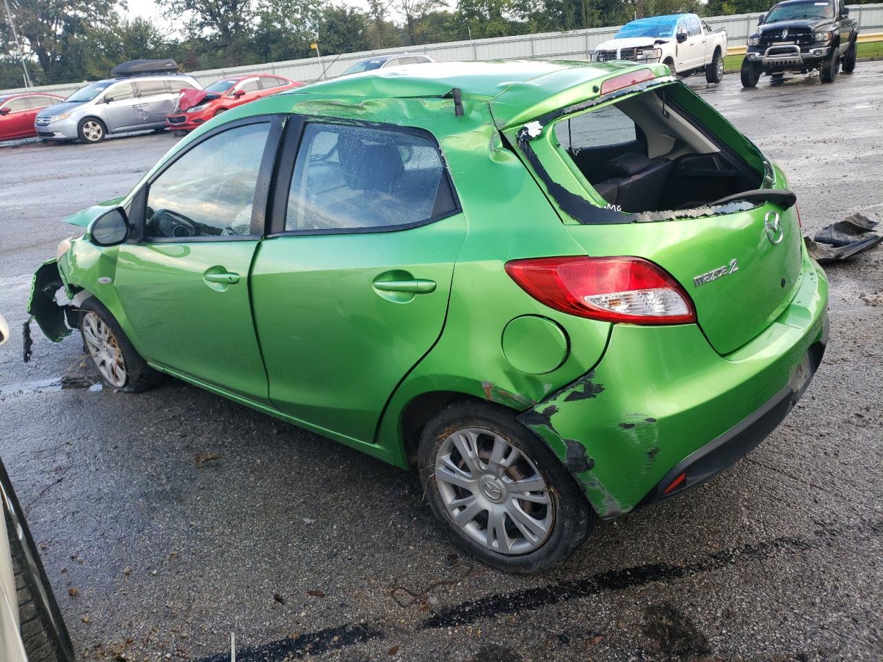 Obraz 2 z Mazda Mazda2 2013 z VIN JM1DE1KY8D0159222
