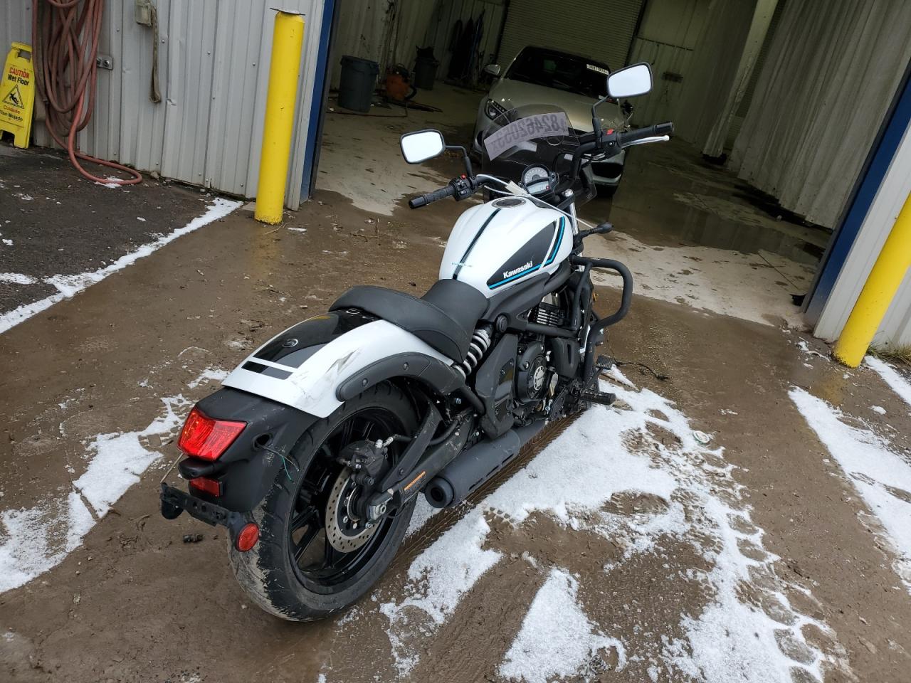 Image 3 of 2021 KAWASAKI EN650 C 2021 with VIN JKAENEC14MDA03911
