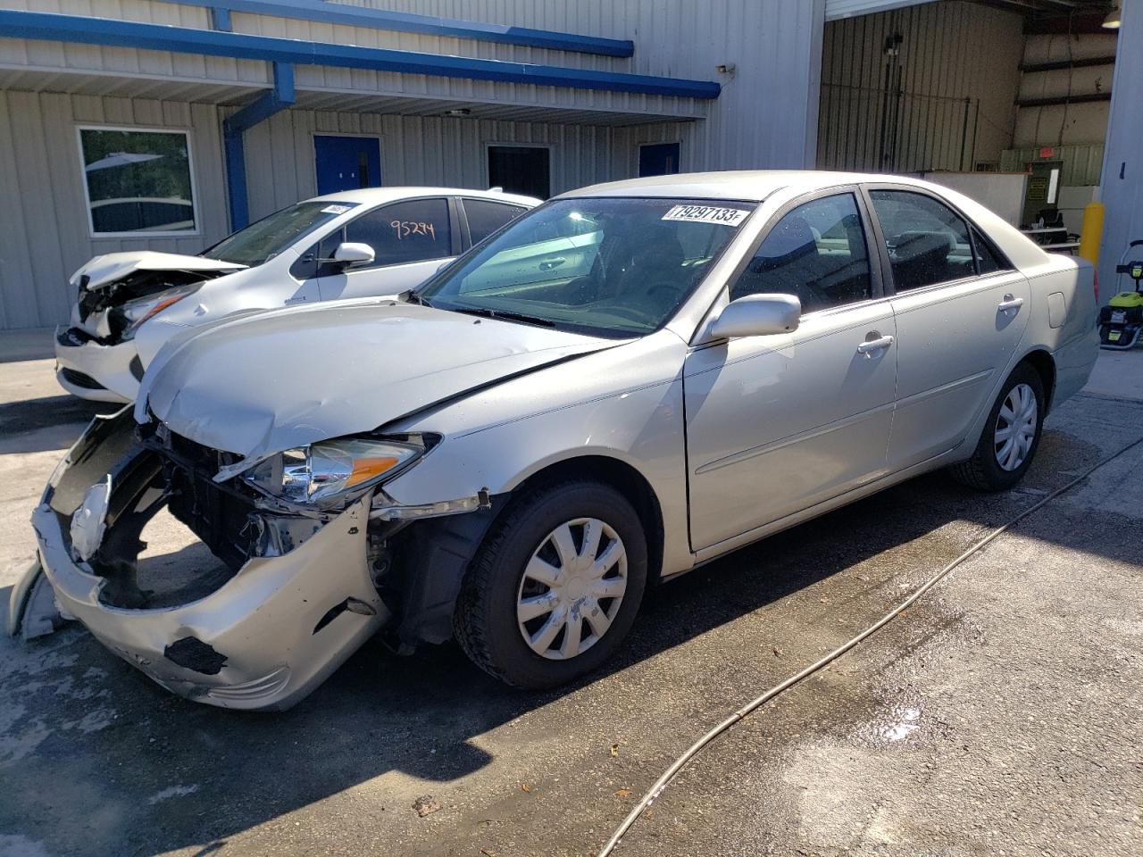 2004 TOYOTA CAMRY LE 2004 image