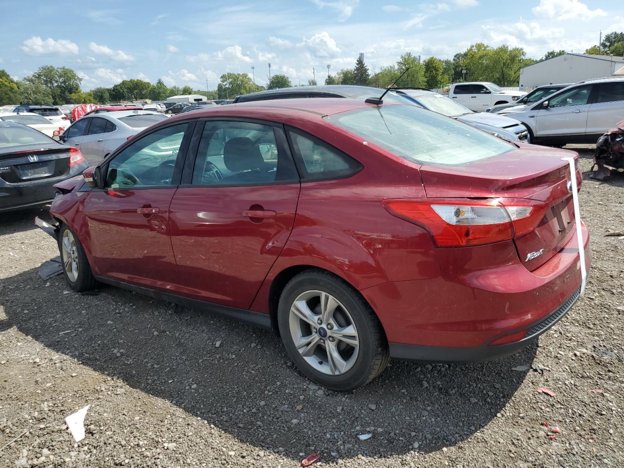 Image 2 of 2014 FORD FOCUS SE 2014 with VIN 1FADP3F26EL104771
