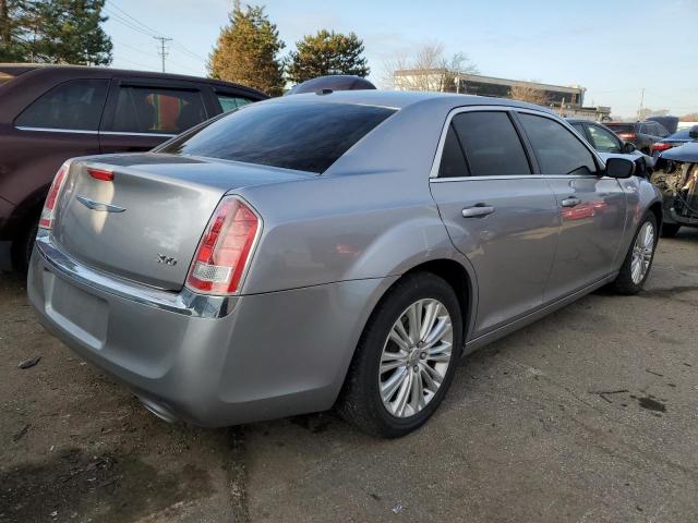 Obraz 3 z 2014 CHRYSLER 300  2014 z VIN 2C3CCARG9EH383907