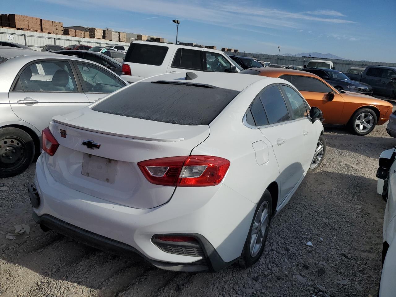 Image 3 of 2016 CHEVROLET CRUZE LT 2016 with VIN 1G1BE5SM2G7237848