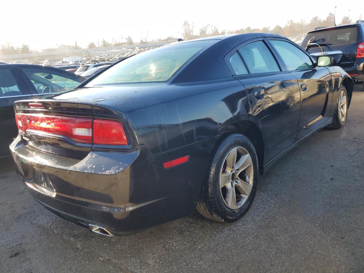 Image 3 of 2011 DODGE CHARGER  2011 with VIN 2B3CL3CG8BH530490