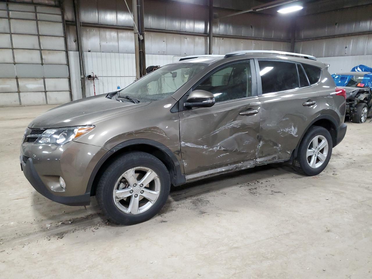 Изображение 1 2013 TOYOTA RAV4 XLE 2013 с VIN JTMWFREV7DD003848