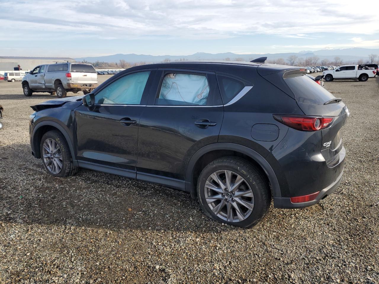 Image 2 of 2019 MAZDA CX-5 GRAND TOURING RESERVE 2019 with VIN JM3KFBDY7K0590811