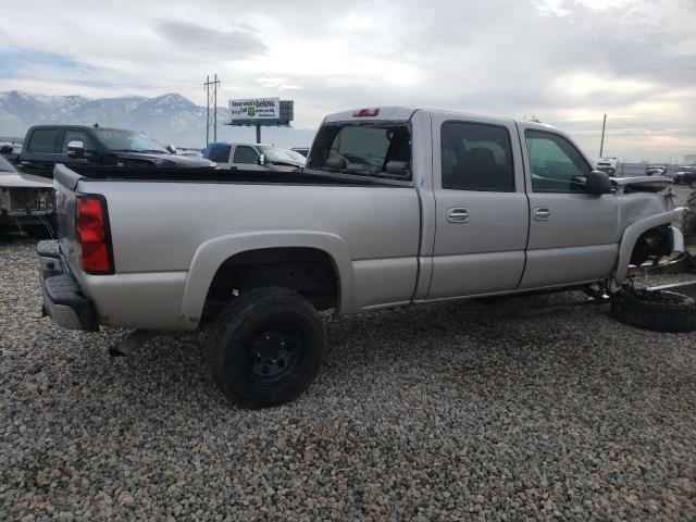 Image 3 of 2004 CHEVROLET SILVERADO K2500 2004 with VIN 1GCGK23UX4F170775