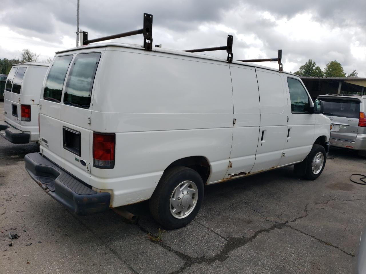 Image 3 of 2011 FORD ECONOLINE E150 VAN 2011 with VIN 1FTNE1EW6BDA22395
