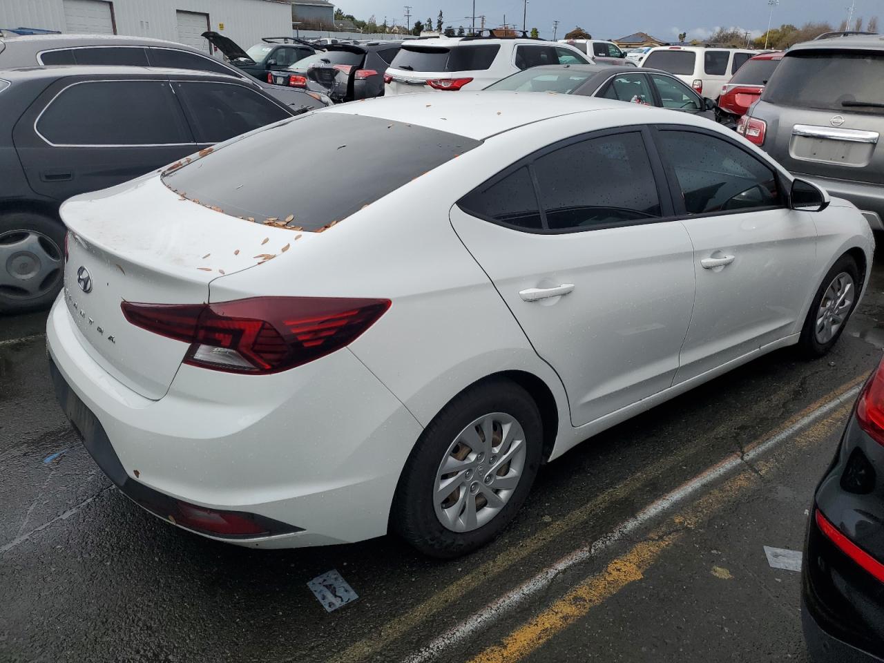 Изображение 3 2019 HYUNDAI ELANTRA SE 2019 с VIN 5NPD74LF6KH476909