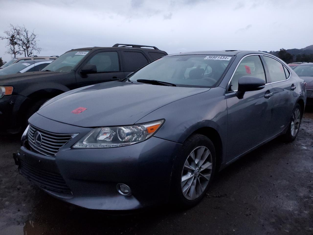 Image 1 of 2015 LEXUS ES 300H 2015 with VIN JTHBW1GG6F2084904