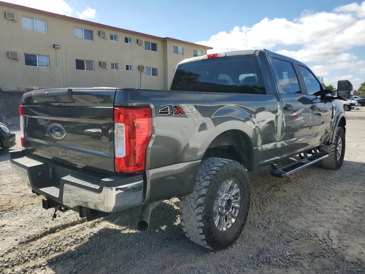 Image 3 of 2018 FORD F250 SUPER DUTY 2018 with VIN 1FT7W2B60JEC87239