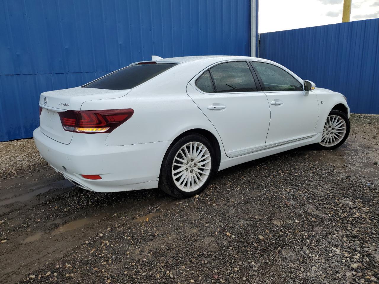 Image 3 of 2015 LEXUS LS 460 2015 with VIN JTHBL5EF9F5136289