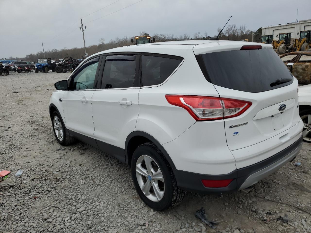 Image 2 of 2013 FORD ESCAPE SE 2013 with VIN 1FMCU0GX8DUB09319