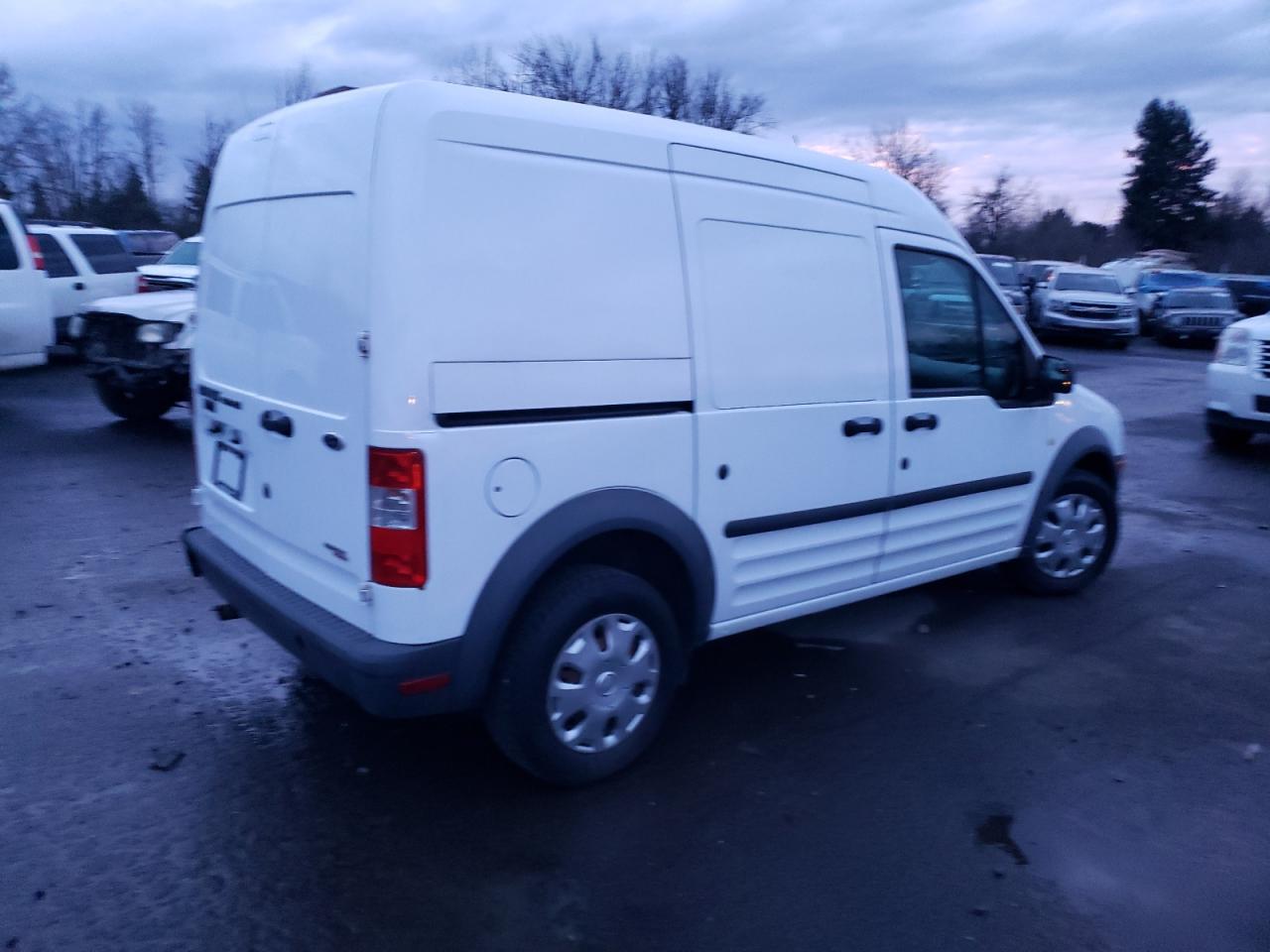 Изображение 3 2013 FORD TRANSIT CONNECT XL 2013 с VIN NM0LS7AN2DT145780
