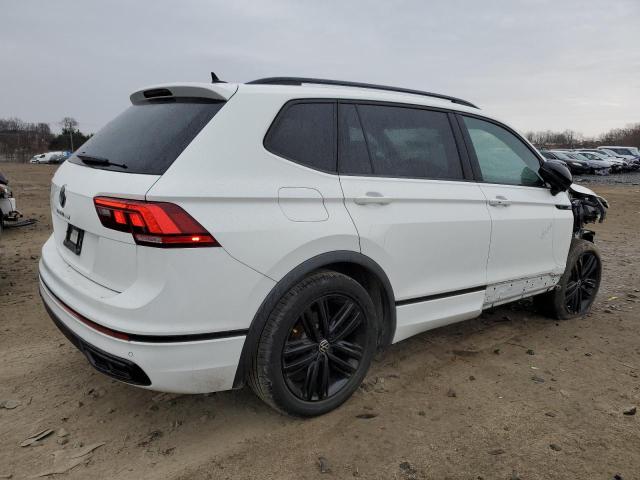 Obraz 3 z 2022 VOLKSWAGEN TIGUAN SE R-LINE BLACK 2022 z VIN 3VVCB7AX6NM007407