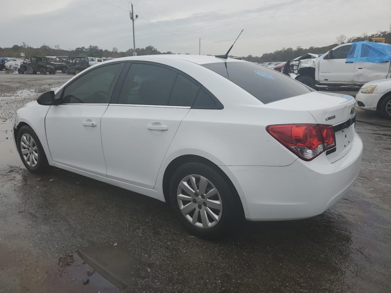 Image 2 of 2011 CHEVROLET CRUZE LS 2011 with VIN 1G1PC5SH0B7208341