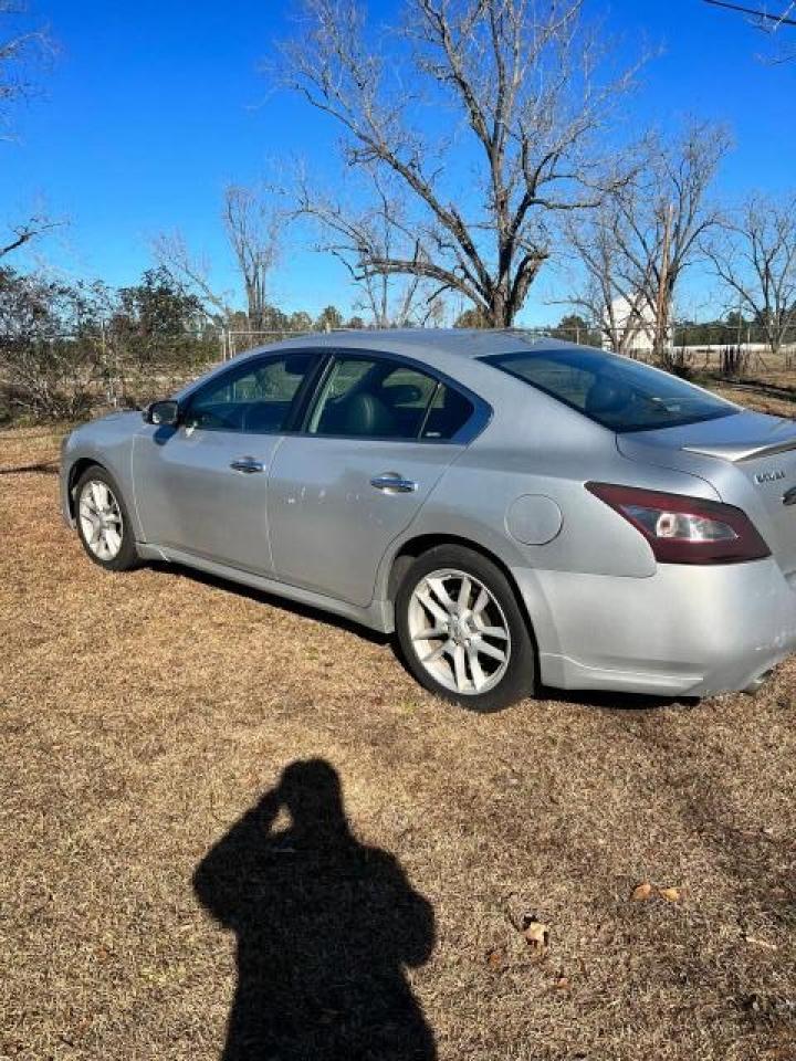 Image 3 of 2010 NISSAN MAXIMA S 2010 with VIN 1N4AA5AP1AC857718