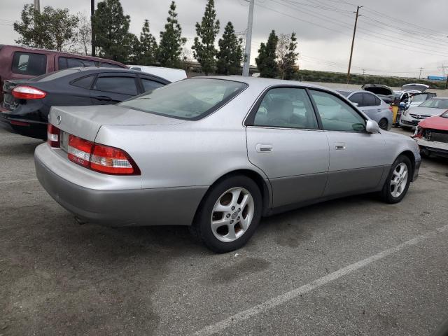 Изображение 3 2001 LEXUS ES 300 2001 с VIN JT8BF28G110332436