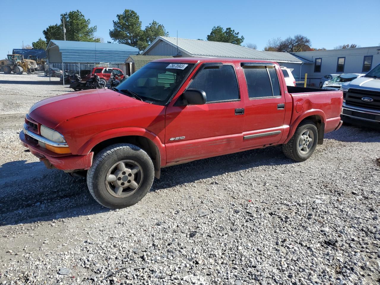 Image 1 of 2004 CHEVROLET S TRUCK S10 2004 with VIN 1GCDT13X44K135810