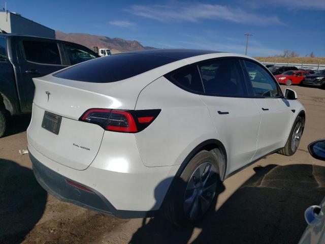Obraz 3 z 2021 TESLA MODEL Y  2021 z VIN 5YJYGDEE4MF094269