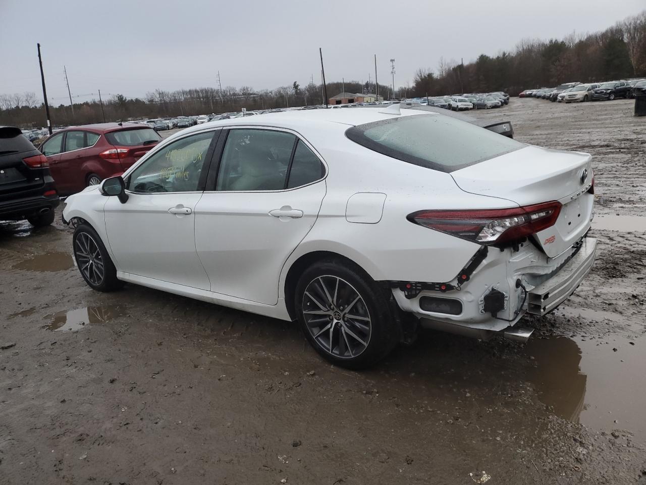 Image 2 of 2022 TOYOTA CAMRY XLE 2022 with VIN 4T1F31AK7NU593102