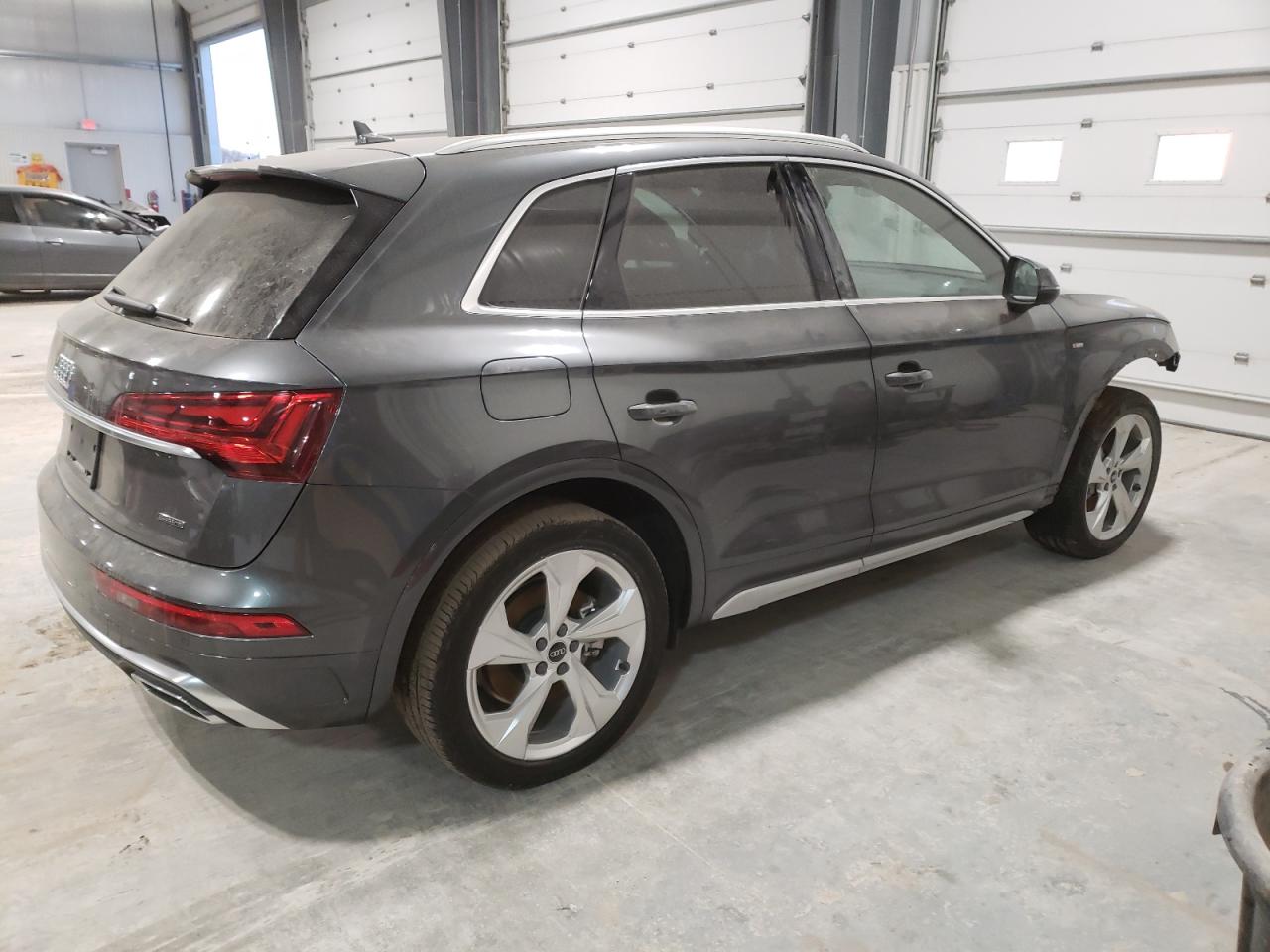 Obraz 3 z 2022 AUDI Q5 PREMIUM PLUS 45 2022 z VIN WA1EAAFY1N2071588