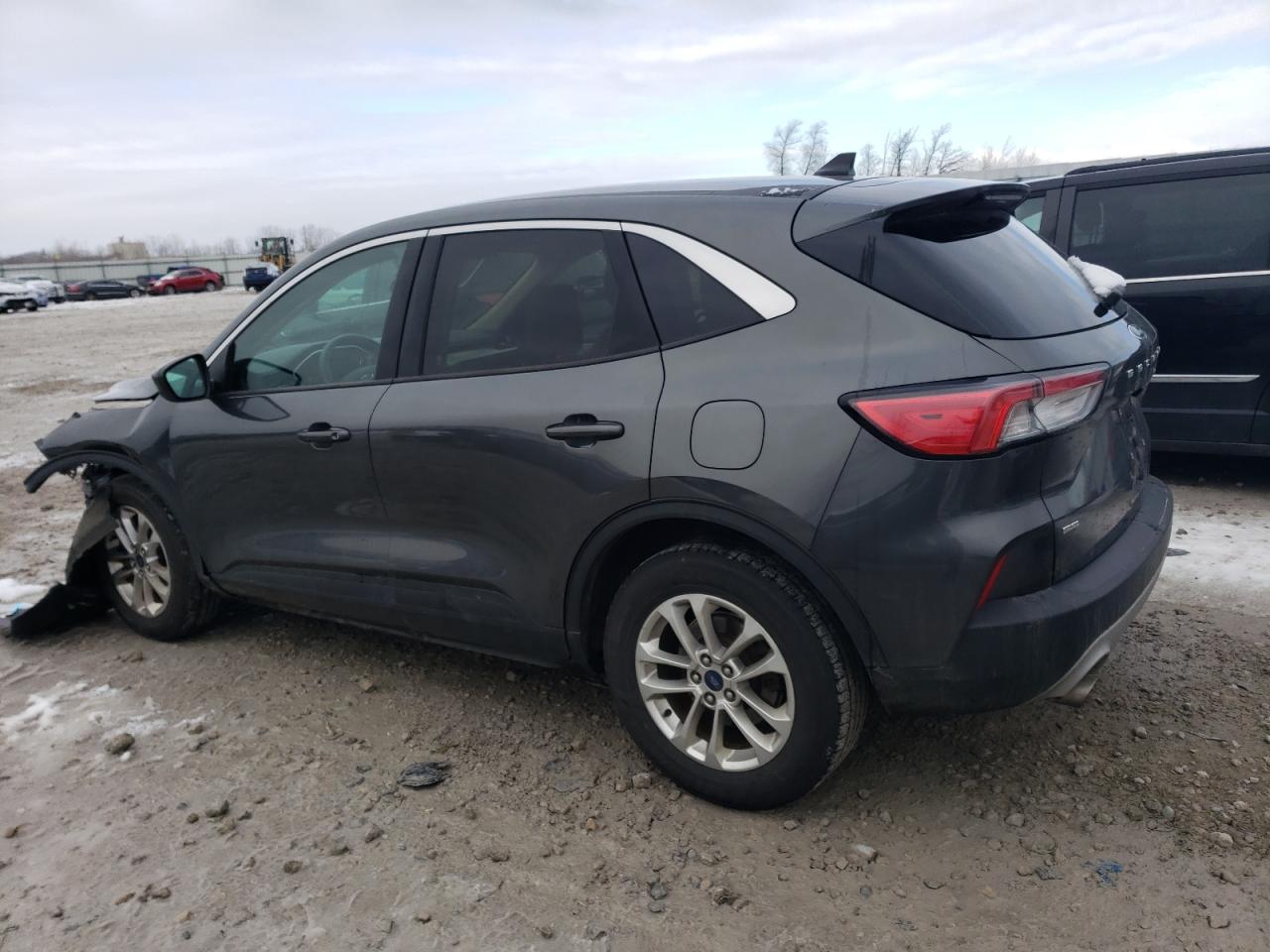 Image 2 of 2020 FORD ESCAPE SE 2020 with VIN 1FMCU0G67LUB31754