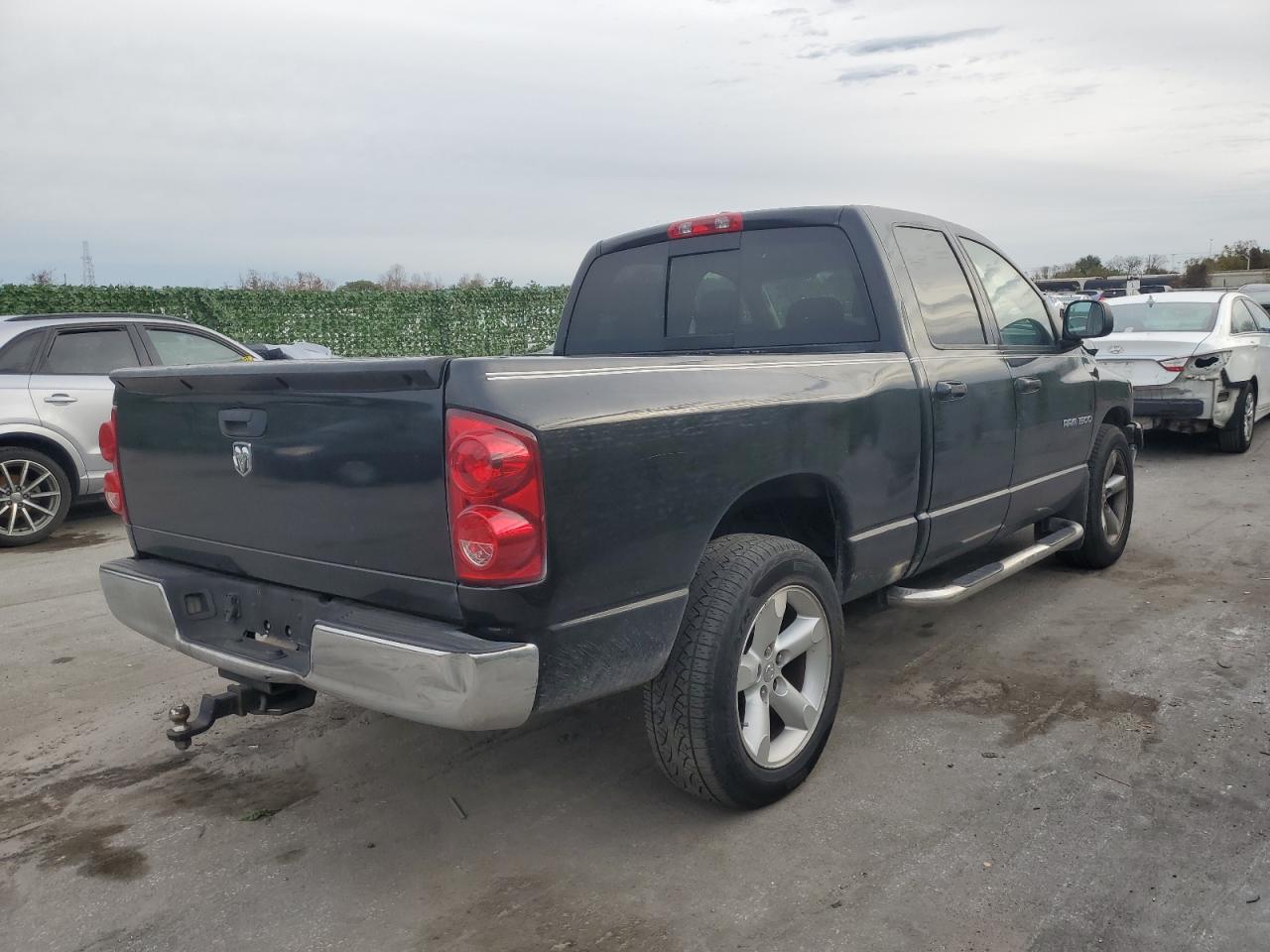 Image 3 of 2007 DODGE RAM 1500 ST 2007 with VIN 1D7HA18N17J591049