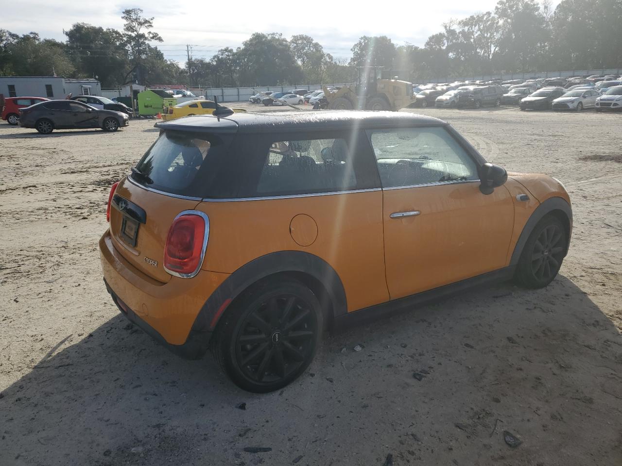 Image 3 of 2017 MINI COOPER  2017 with VIN WMWXP5C57H3C63577