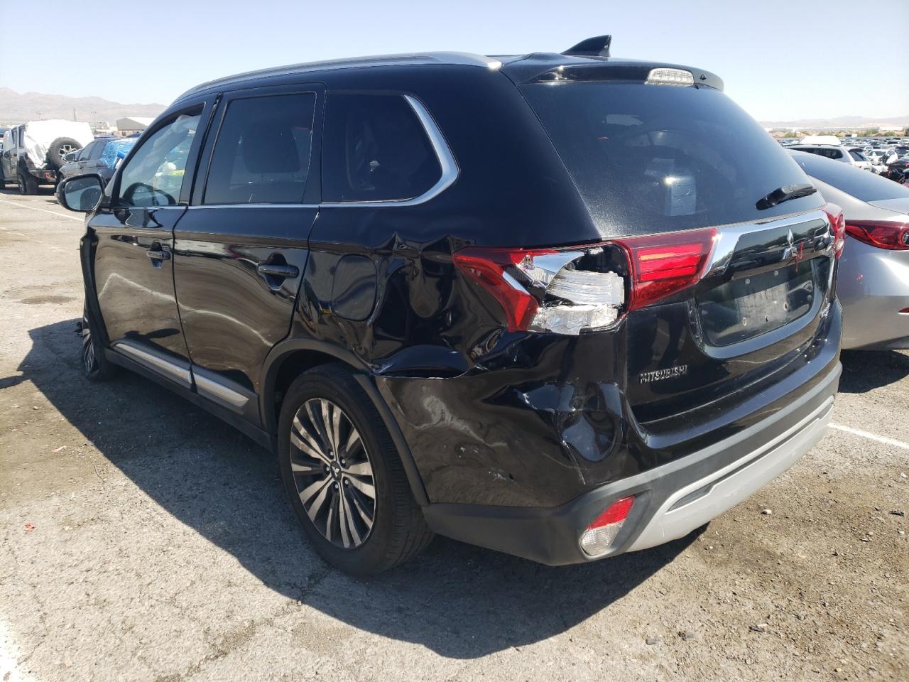 Изображение 2 2019 MITSUBISHI OUTLANDER GT 2019 с VIN JA4JZ4AXXKZ052306